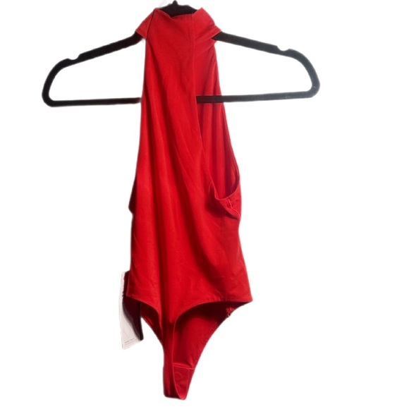 NWT Lululemon Wundermost Soft Nulu Mckneck Sleeveless Bodysuit Grenadine Red XXS - Picture 3 of 4